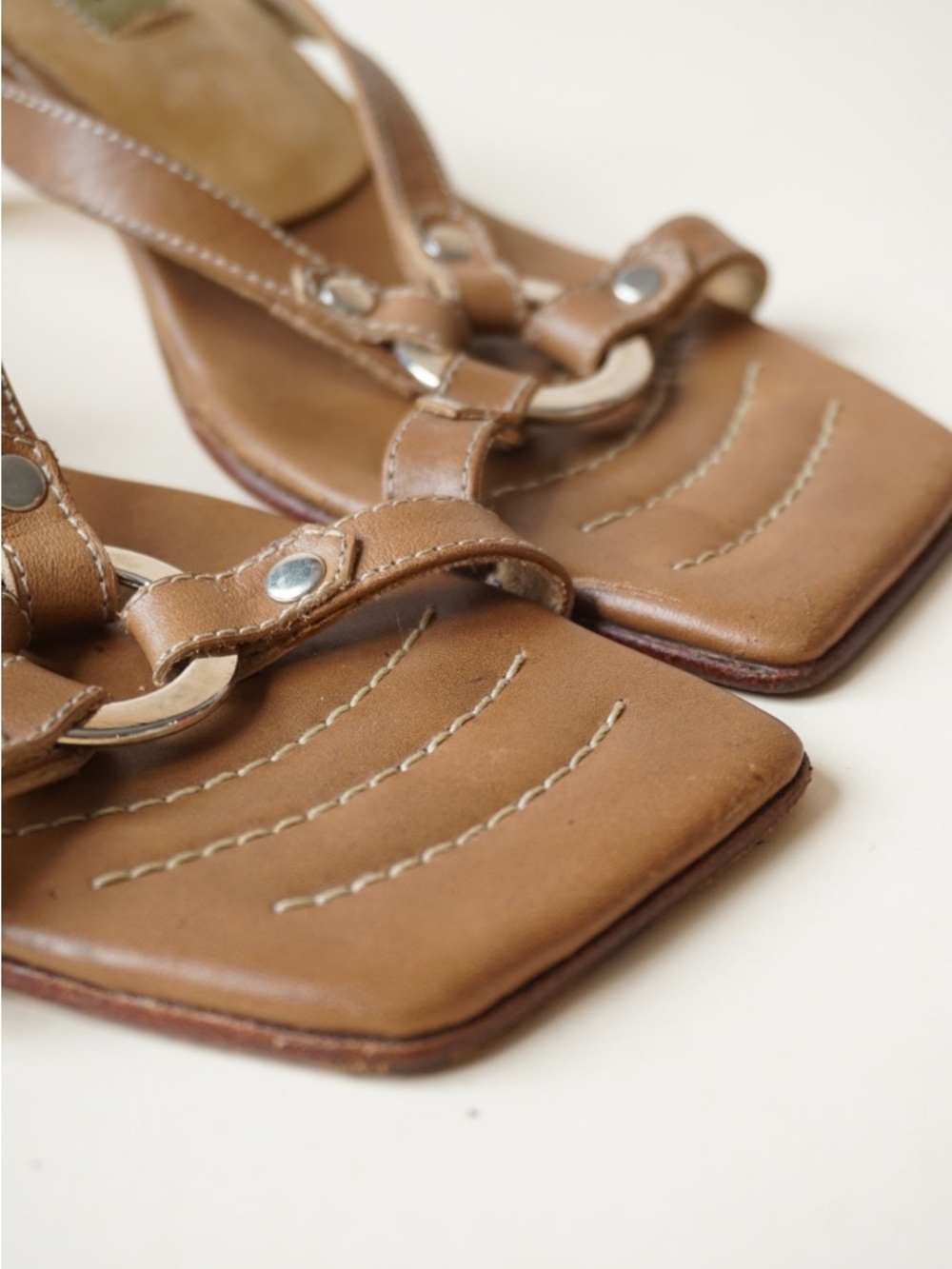Shock Vintage Columbian Made Leather Ring Square Toe Y2K Heels - Size 37 - Picture 5 of 10